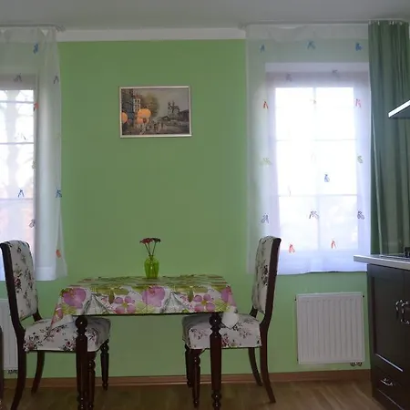 Star Lux Aparthotel