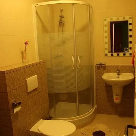 Star Lux 4* Hostivice